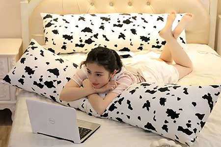 女生夹枕头是什么生理现象